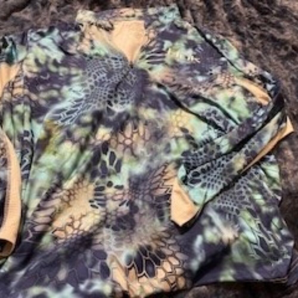 HUK Blue Quarter Zip L/S